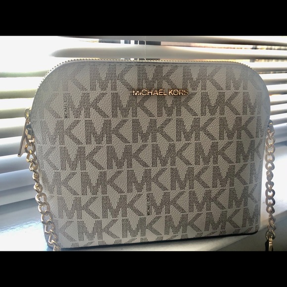 Michael Kors Handbags - Michael Kors Crossbody Bag Purse (original & New)